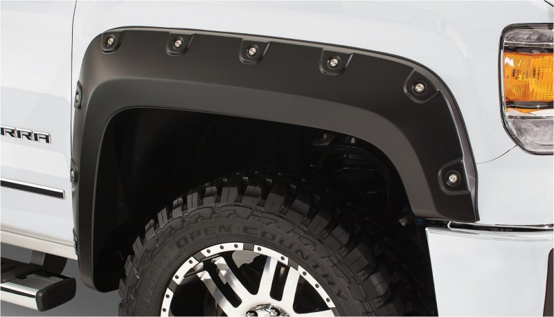 Bushwacker 14-15 GMC Sierra 1500 Fleetside Boss Pocket Style Flares 4pc 69.3/78.8/97.6in Bed - Black